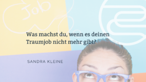 Frau schauf nach oben, Job steht im Gedankenblase